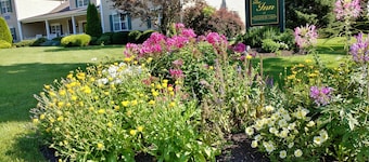 The Inn At Houghton Creek