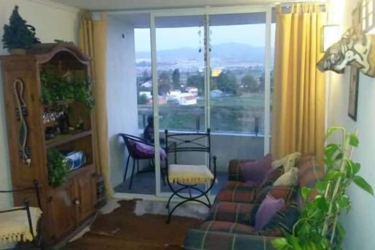 Family Apartment, 2 Bedrooms, Private Bathroom | Living area