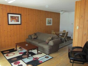 Loft, 2 Bedrooms | Living area | Flat-screen TV - Sportsman's Inn (Hudson's Hope)
