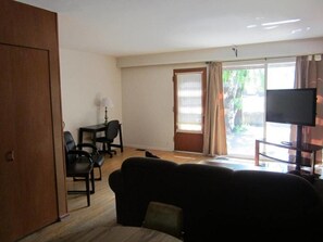 Télévision à écran plat