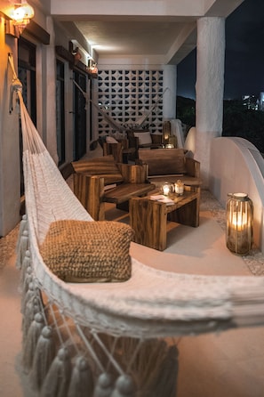 Deluxe-Doppelzimmer, 2 Doppelbetten, Meerblick | Balkon
