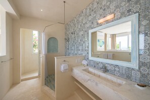 Deluxe Suite, 1 King Bed, Balcony, Ocean View | Bathroom - Casa Coco by Coco B Isla (Isla Mujeres)