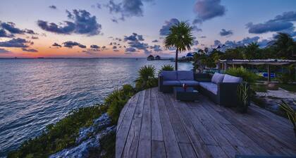 Casa Coco by Coco B Isla