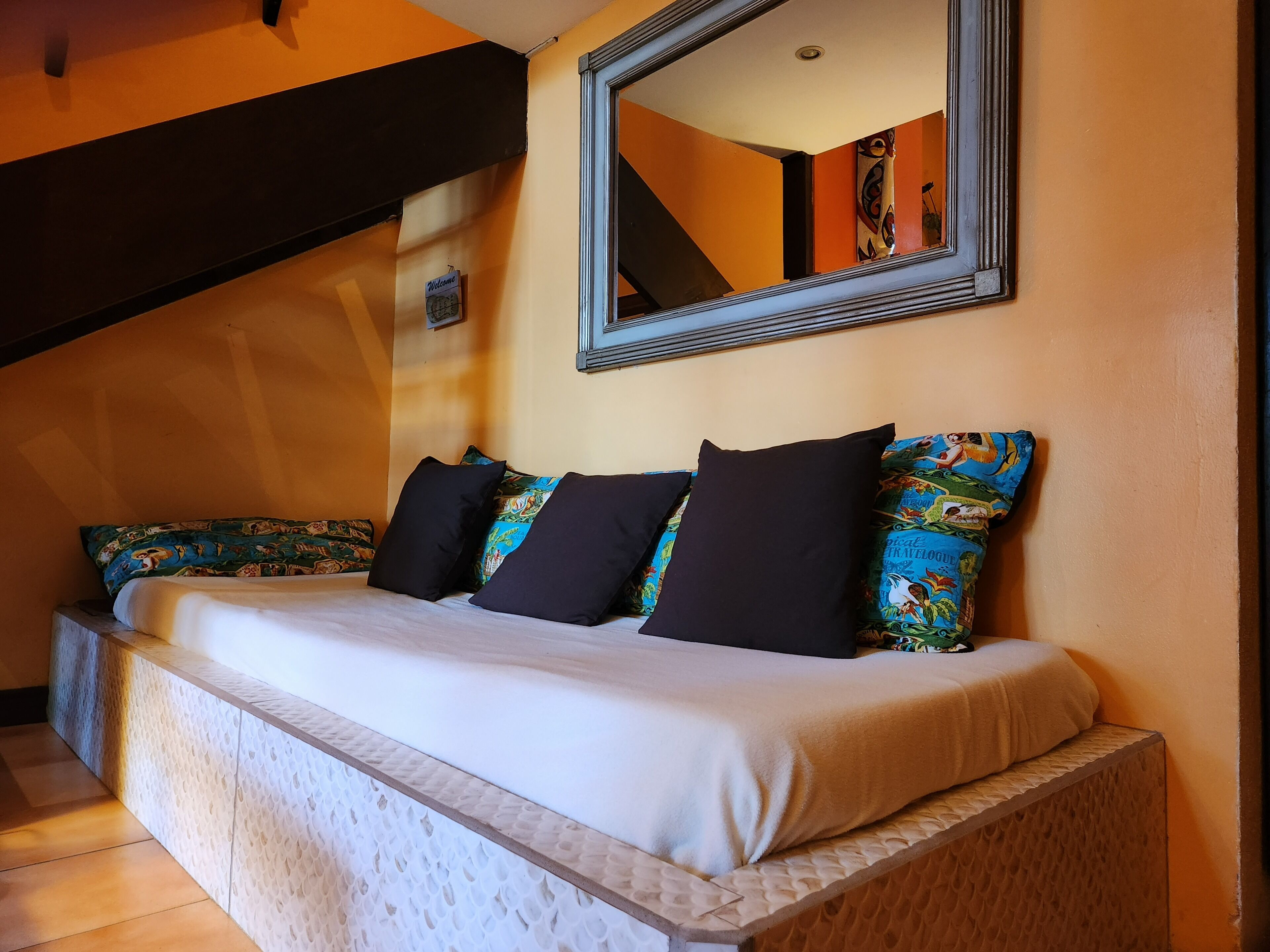 suite 2 | 1 bedroom, in-room safe, desk, free wifi