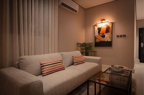 Executive Suite | Living area | Heated floors - Viola Gardens Residence Serviced Apartments (Riyadh)