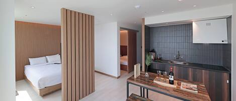 Ropa de cama de alta calidad y cortinas blackout