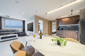 高档床上用品、遮光窗帘、隔音、免费 WiFi