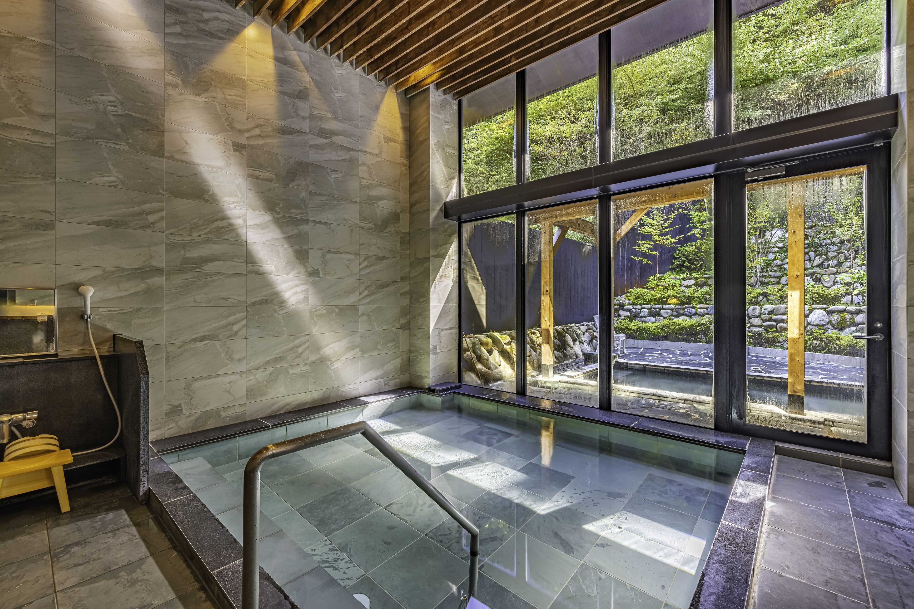 Baño termal público