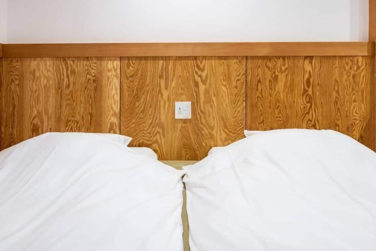 Down comforters, in-room safe, laptop workspace, free WiFi