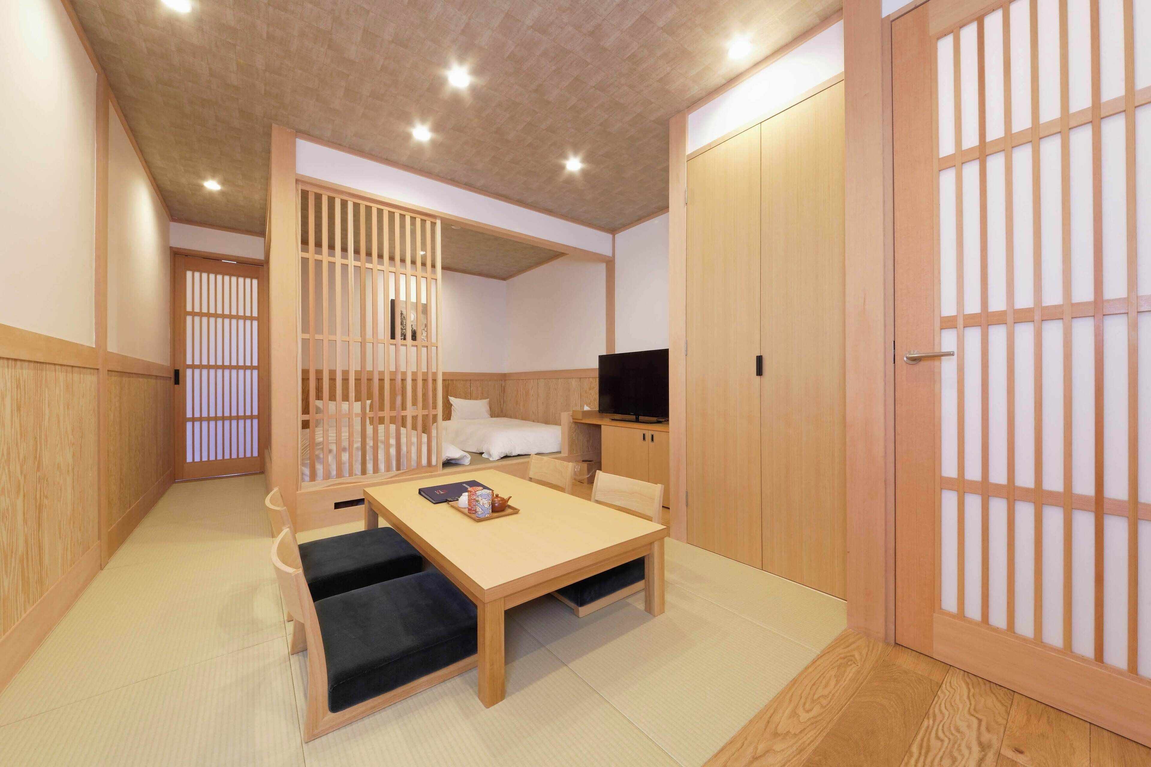 Down comforters, in-room safe, laptop workspace, free WiFi