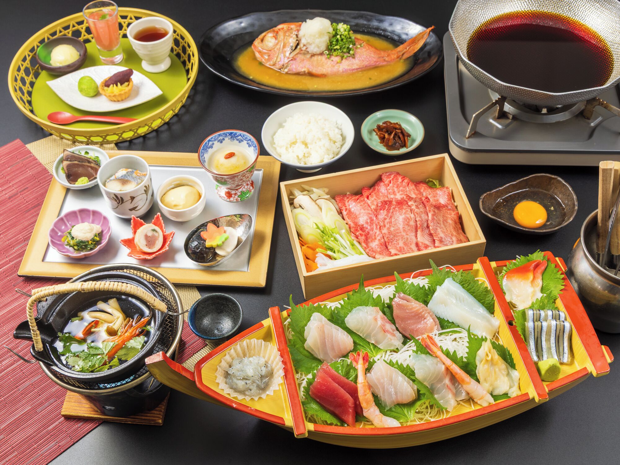 Down comforters, in-room safe, laptop workspace, free WiFi