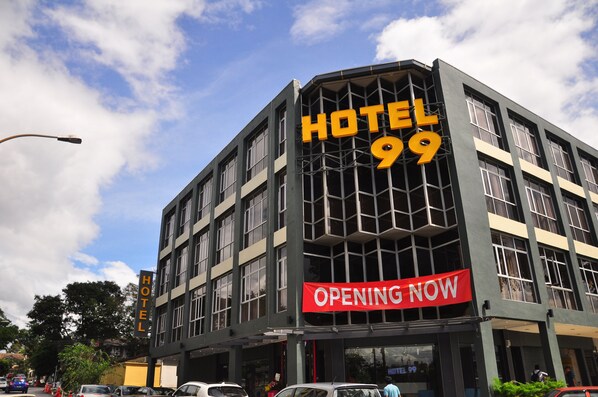 Front of property - Hotel 99 - Kelana Jaya (Petaling Jaya)