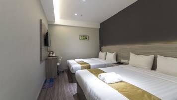 Deluxe Family | Desk, iron/ironing board, free WiFi