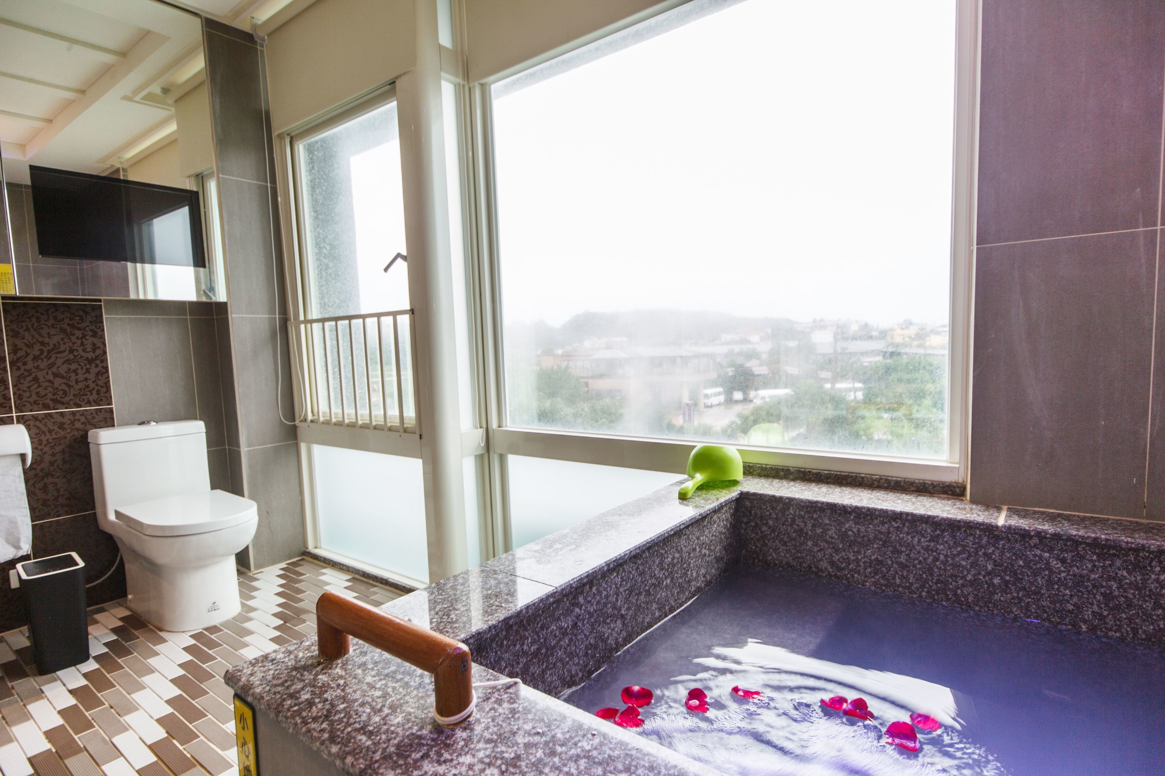 family triple room (with hotspring) | bathroom | separate bathtub and shower, spring water bathtub, free toiletries