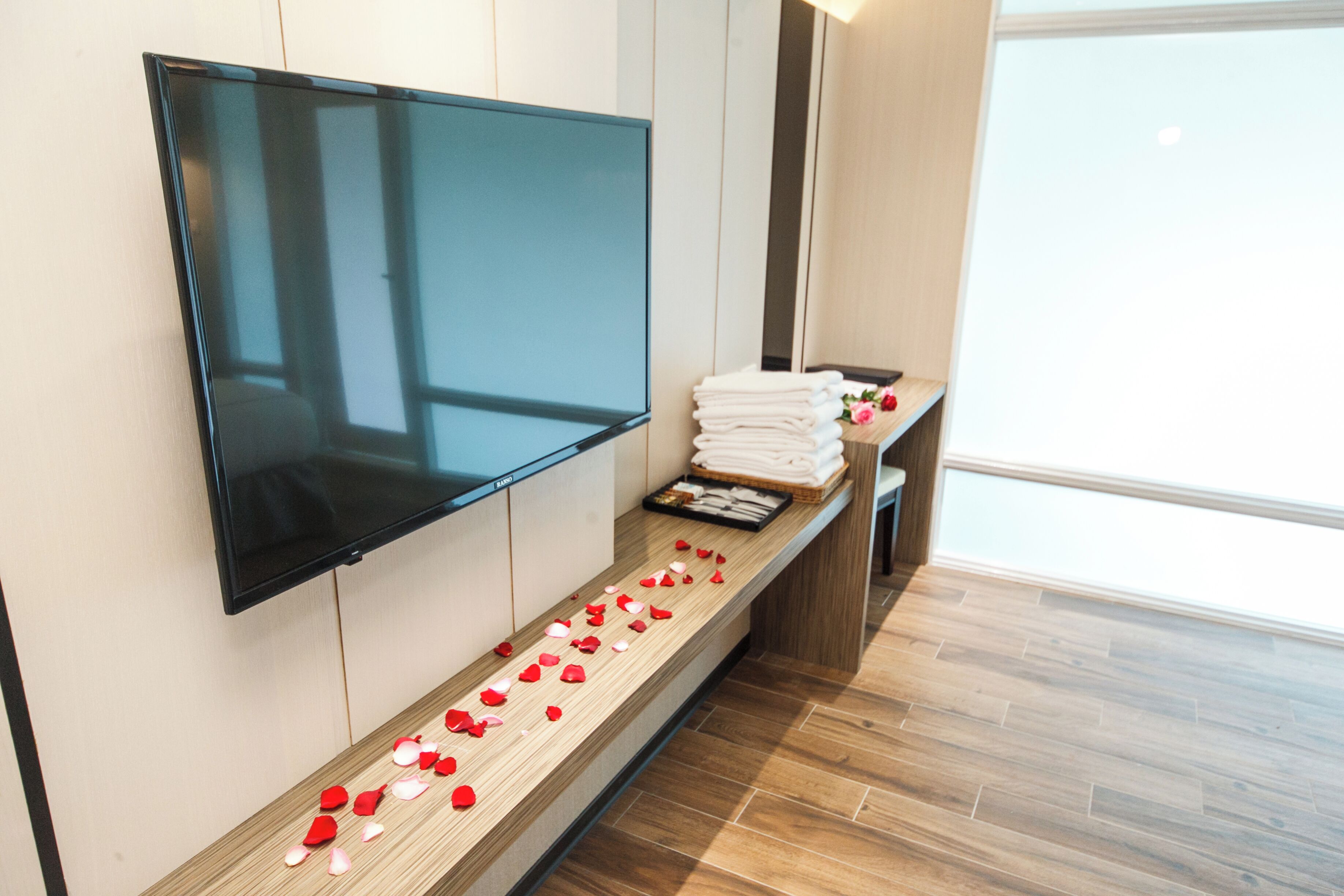 accessible quadruple room (with hotspring) | individually furnished, blackout curtains, free wifi