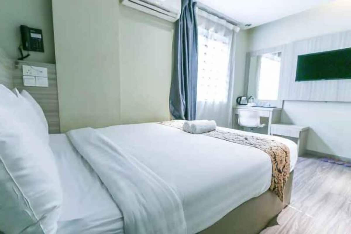 Desk, iron/ironing board, free WiFi