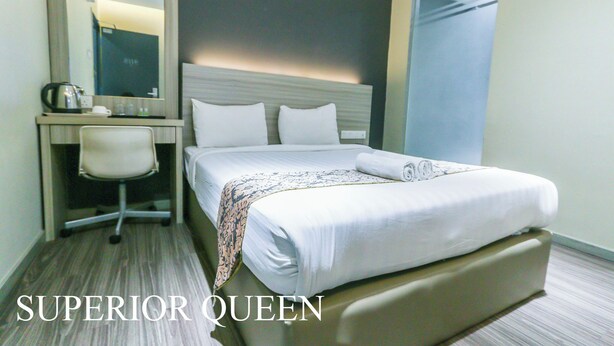 Rom – superior, 1 queensize-seng | Skrivebord, strykejern/-brett og wi-fi (inkludert)