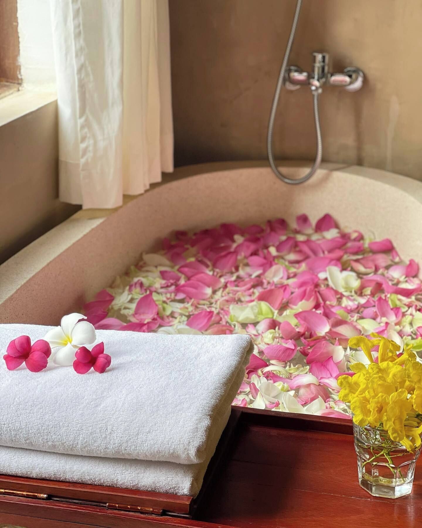 family suite | minibar, in-room safe, desk, blackout curtains