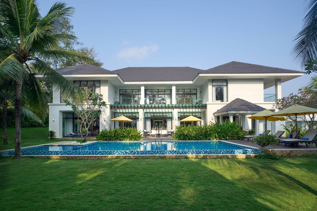 Presidential Villa, Multiple Beds, Beachfront (President) | 1 bedroom, minibar, in-room safe, desk