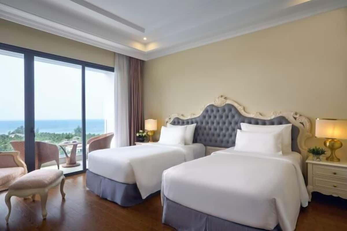 1 bedroom, minibar, in-room safe, desk