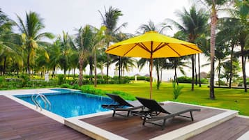 Biệt thự, 3 phòng ngủ, sát bãi biển | Hiên