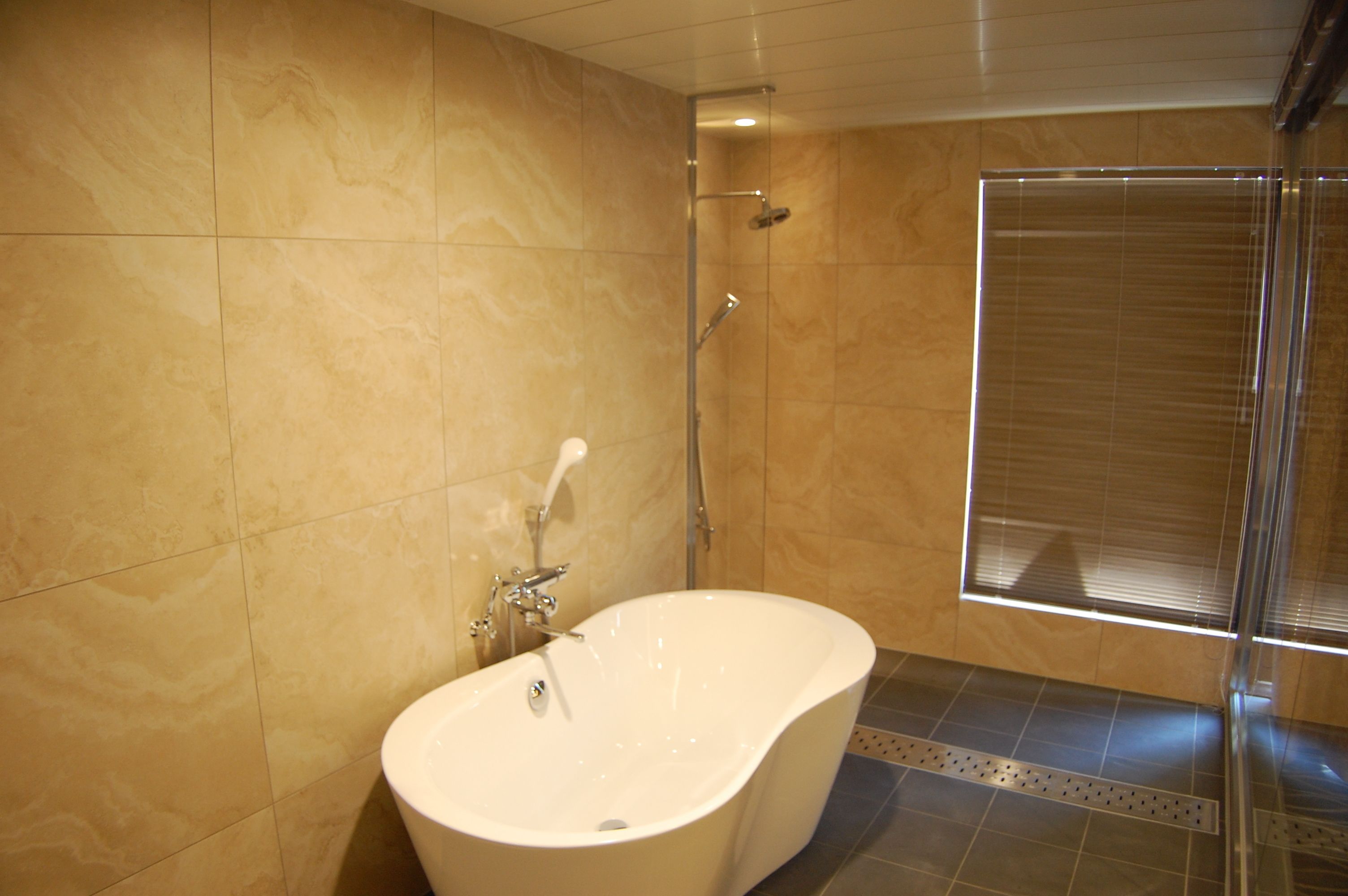 suite | bathroom | free toiletries, hair dryer, slippers, bidet