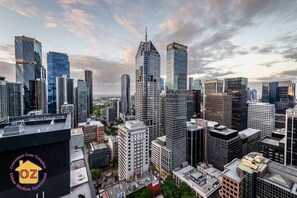 City view from property - Aussie Escape Apartments - Skyline Collins Tower (Melbourne)
