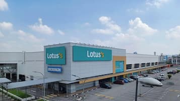 Shopping centre