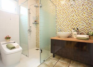 S-205 | Salle de bain