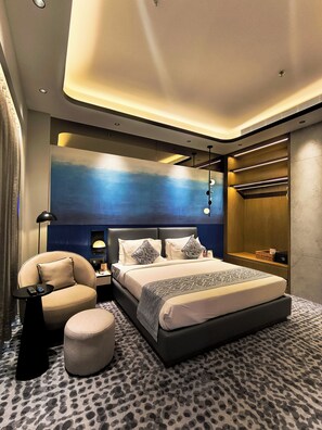 Premium Suite | In-room safe, desk, laptop workspace, soundproofing - Sayaji Raipur (Raipur)