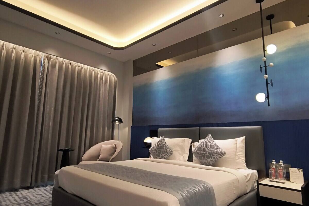 Svit Premium | Värdeförvaringsskåp på rummet, skrivbord och ljudisolering