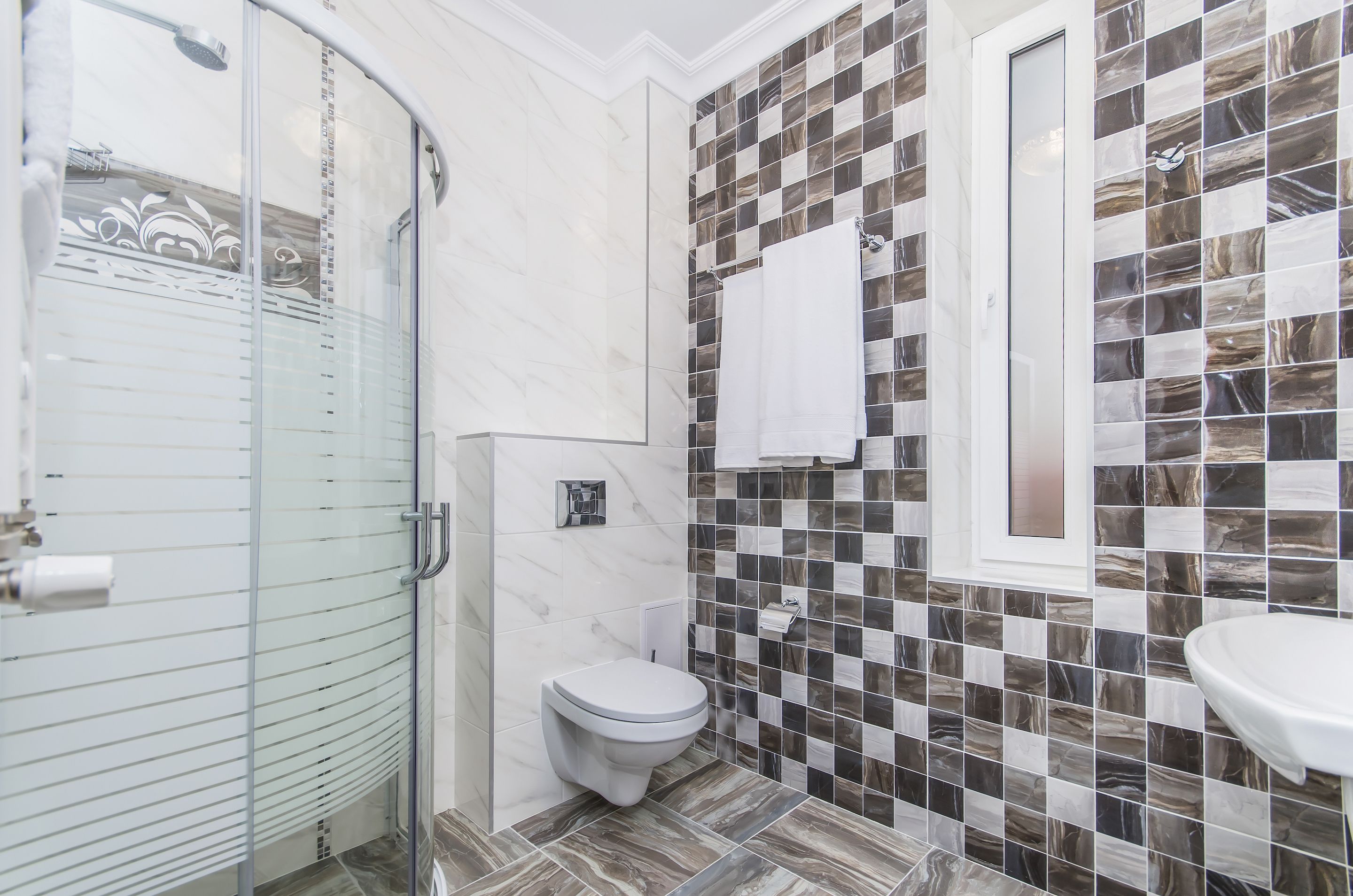 suite, balcony, park view | bathroom | hair dryer, towels