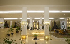 Lobby - Zaver Pearl Continental Hotel Gwadar (Gwadar)