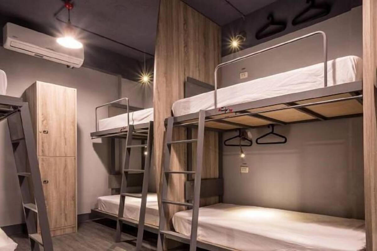 Down duvets, in-room safe, free WiFi