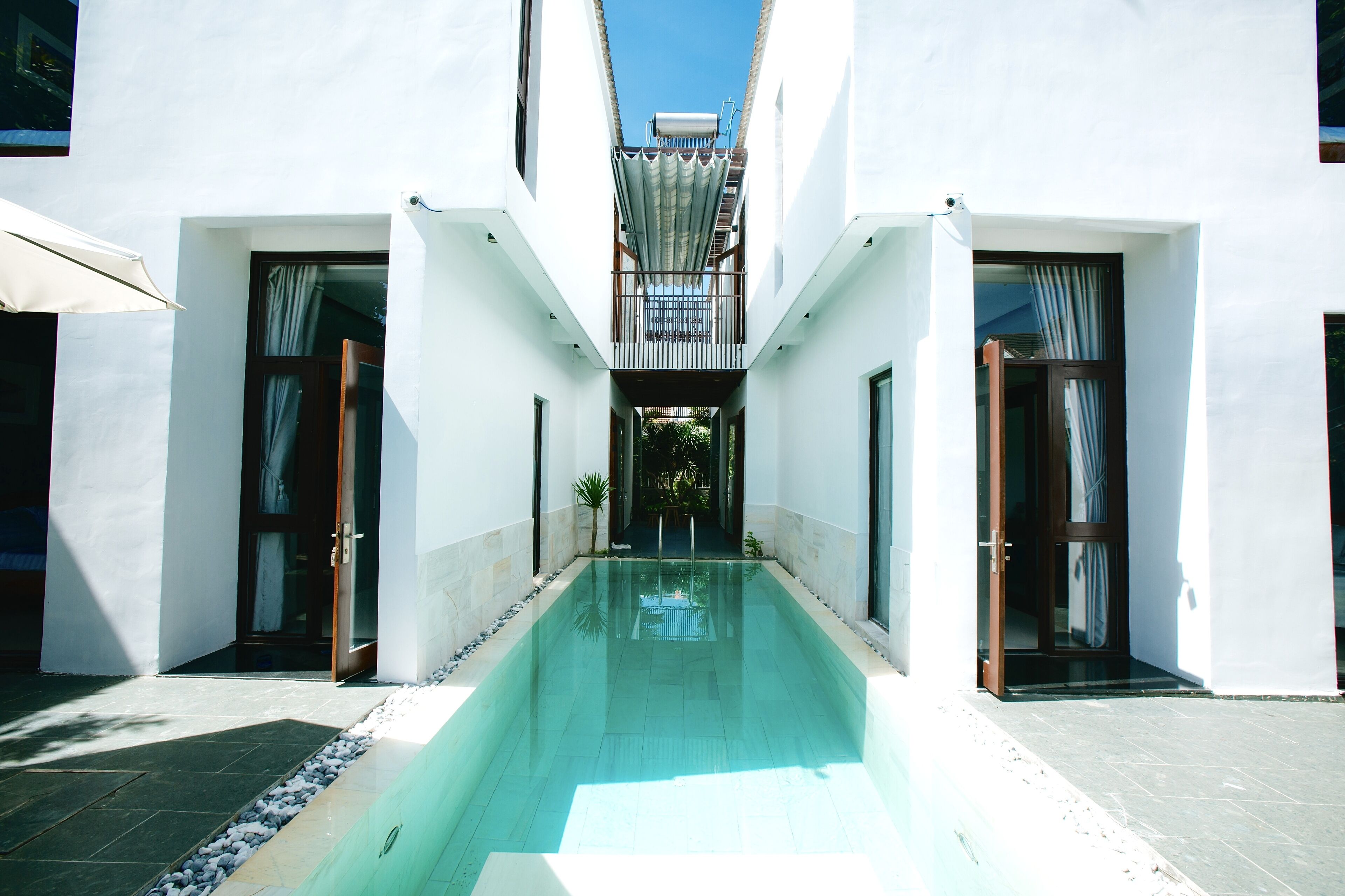 Deluxe Double Room, Non Smoking, Pool Access | Minibar, desk, blackout drapes, soundproofing