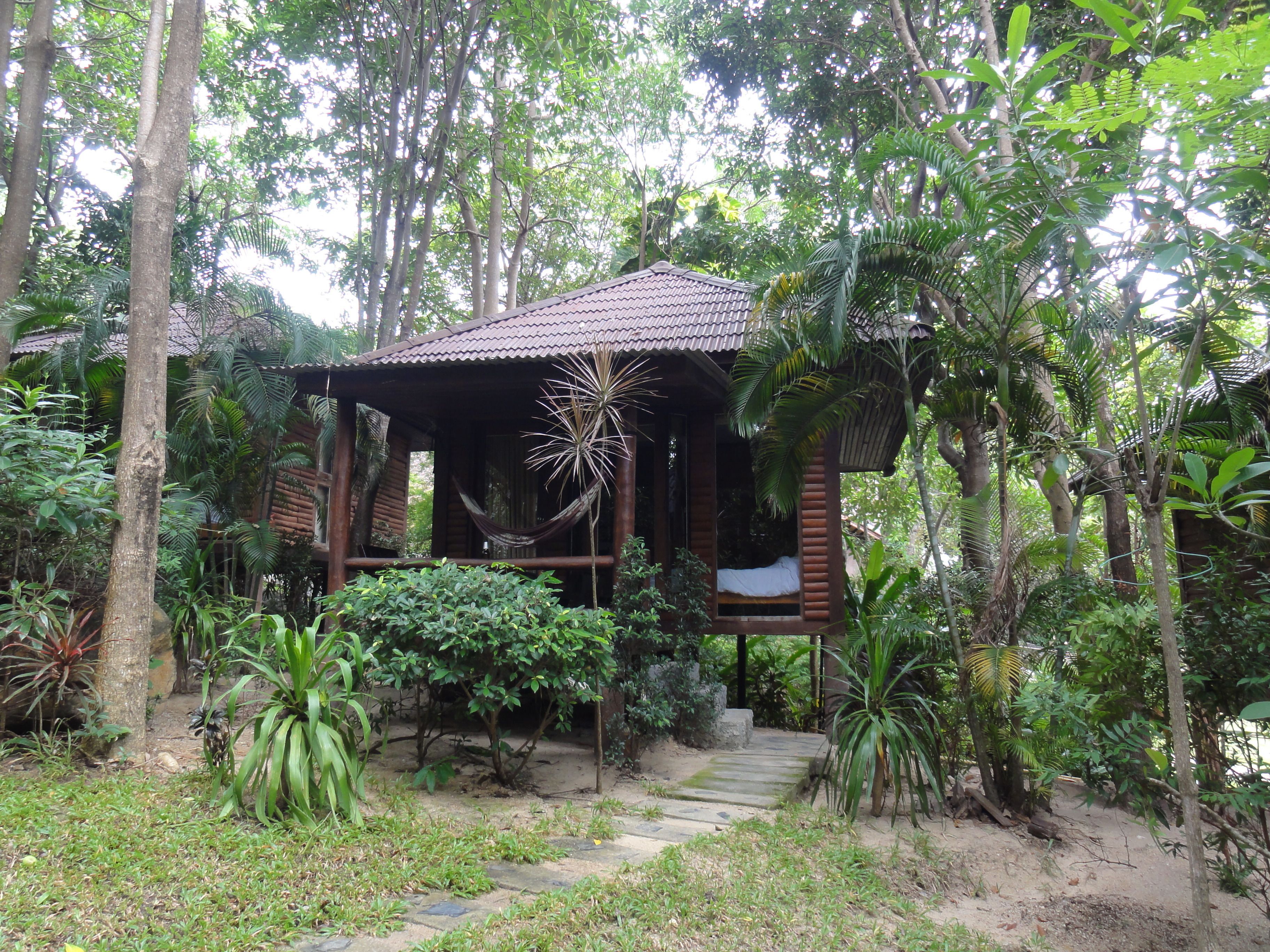 Wooden Bungalow with Garden View | Ngoại thất