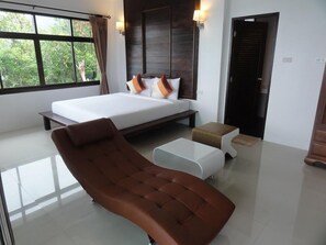 Double Bath bungalow with Sea View