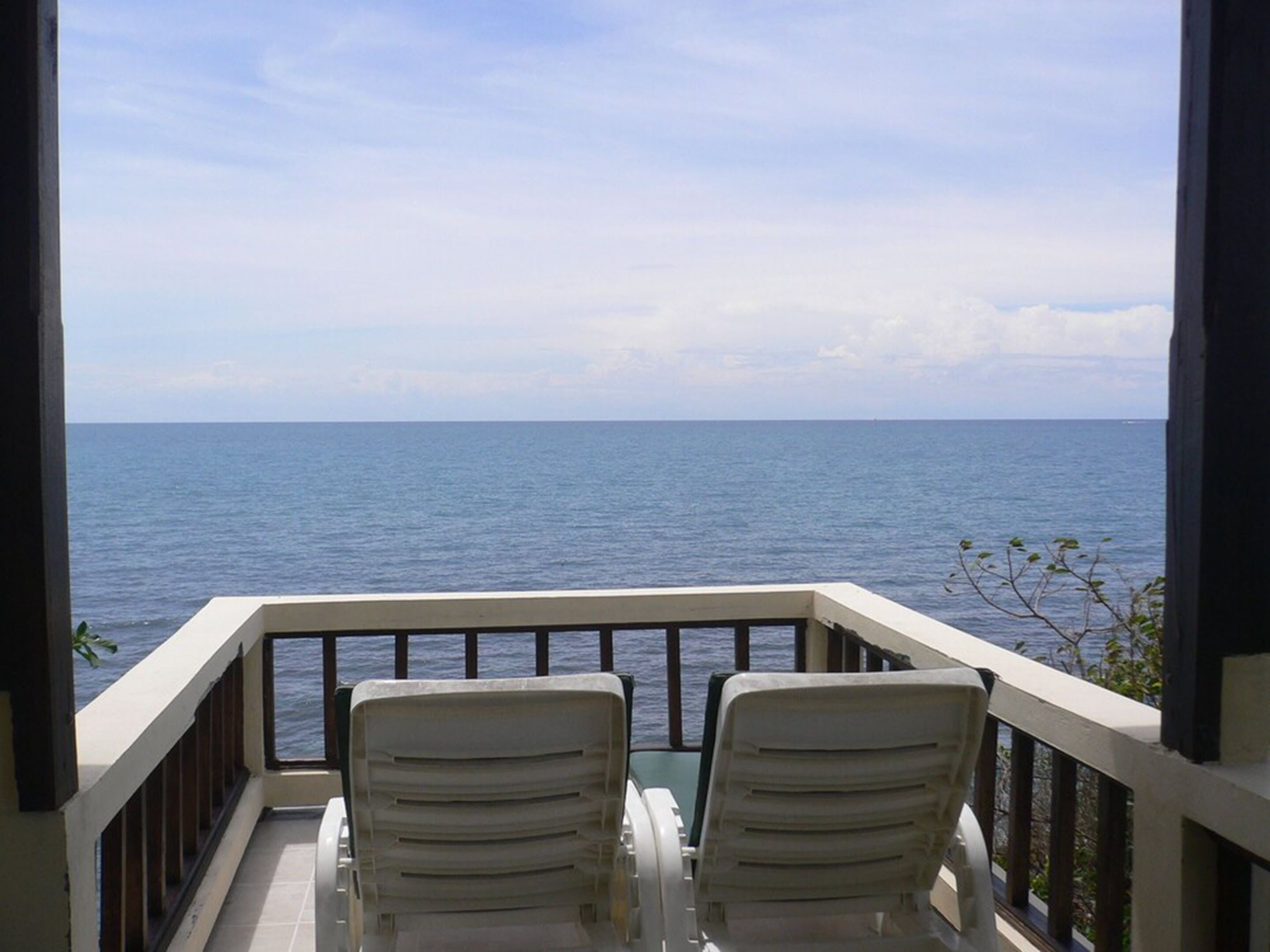 Bungalow A1 with Sea View | Balcony