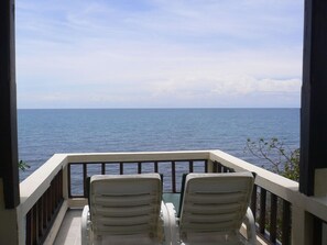 Bungalow A1 with Sea View | Balkong