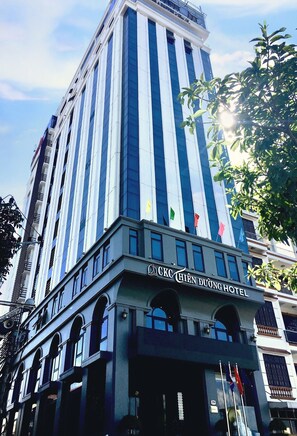 Front of property - CKC Thien Duong Hotel (Dong Hoi)