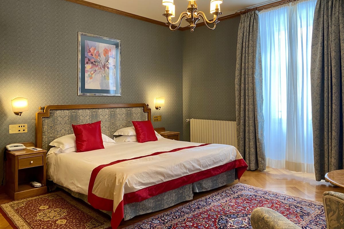 1 bedroom, minibar, free WiFi, bed sheets