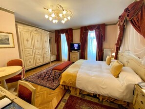 Junior Suite, Mountain View (Executive CG) | View from room