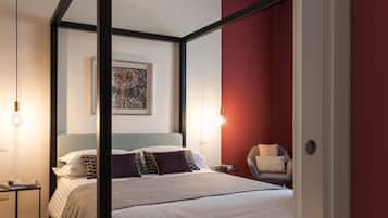 1 bedroom, Frette Italian sheets, premium bedding, down comforters