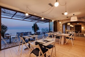 Restaurant - Aegila Boutique Hotel (East Mani)