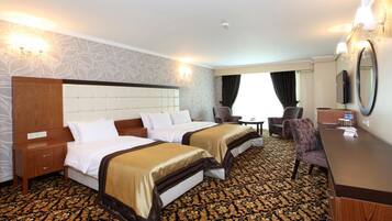 Egyptian cotton sheets, premium bedding, minibar, in-room safe