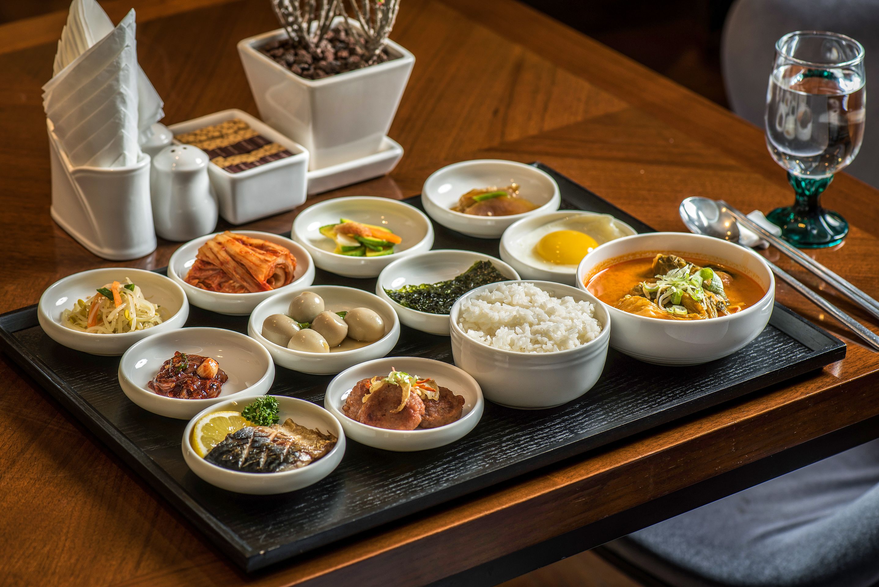 daily full breakfast for a fee