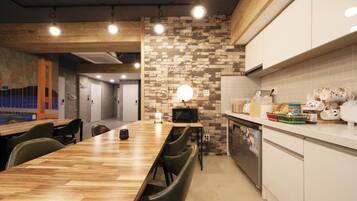 Free continental breakfast