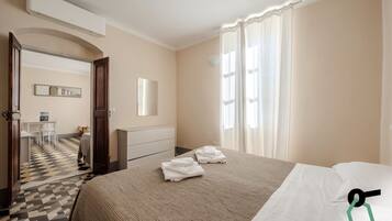 Apartment, 1 Schlafzimmer | Schreibtisch, Bügeleisen/Bügelbrett, Babybetten, kostenloses WLAN