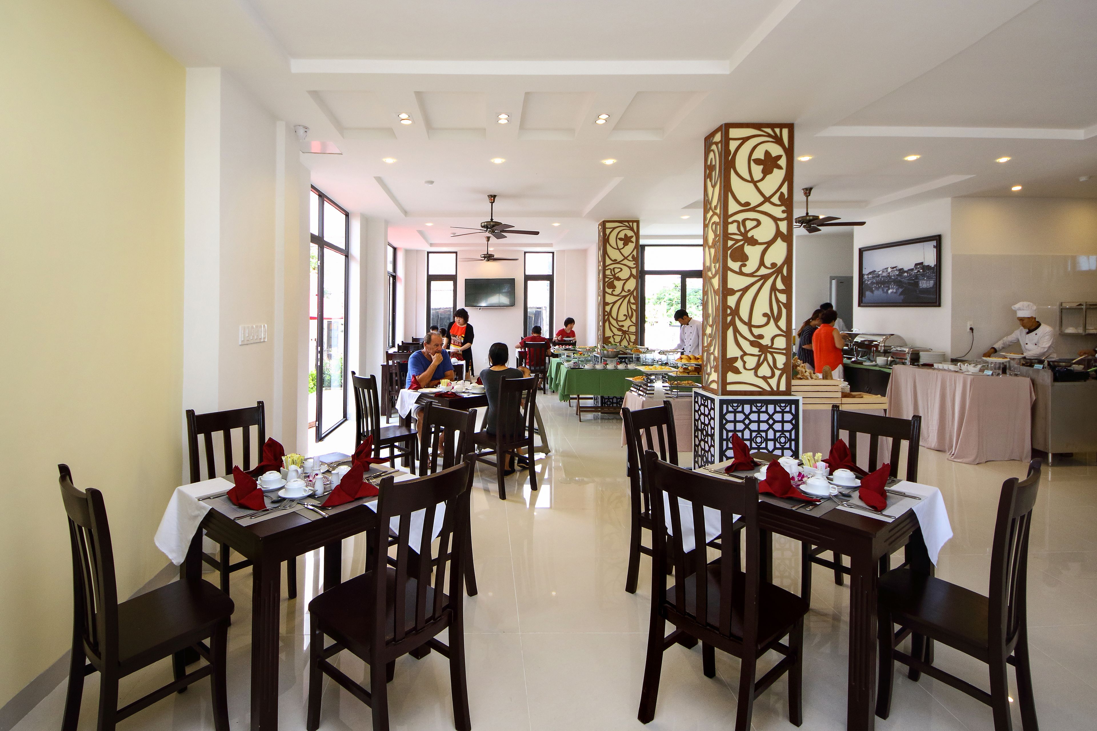 breakfast, lunch, dinner served; local cuisine