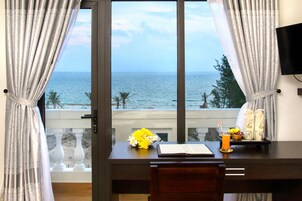 Deluxe Double Room, Beach View